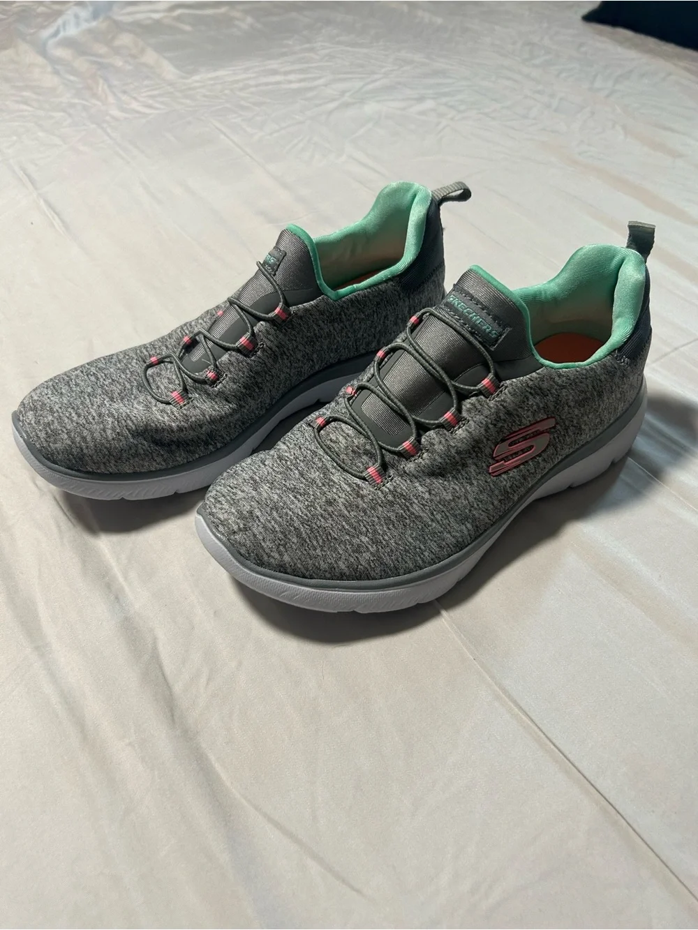 Skechers Summits Quick Getaway Slip-On Sneakers Women’s Gray Mint Memory Foam